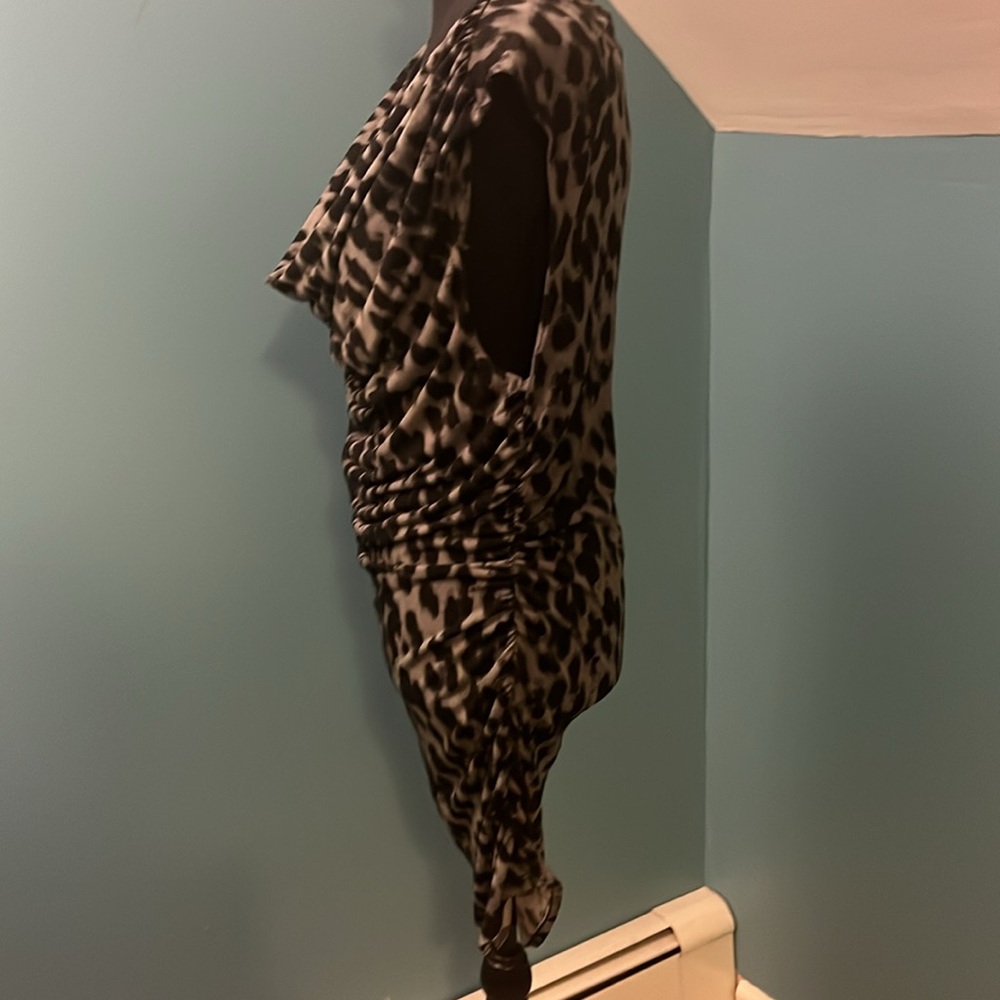 Torrid Leopard Print Drop Front Fitted Dress Size… - image 5